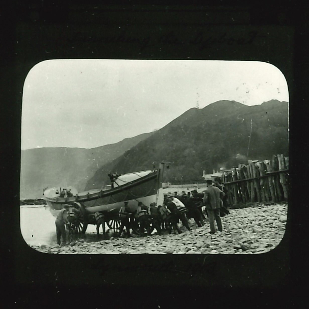 ED 173-1-lifeboat copy